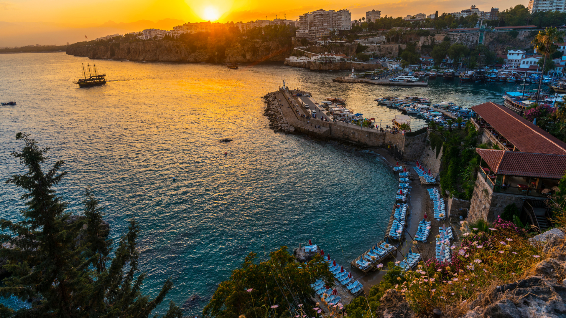 4 Days / 3 Nights Antalya Classic Tour Package